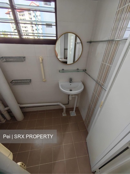 Blk 305 Hong Kah East Garden (Jurong East), HDB 5 Rooms #578100541